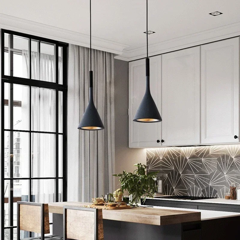 Kitchen Appliances In White - Moderne LED-Pendelleuchten, weißes Licht, E27, für